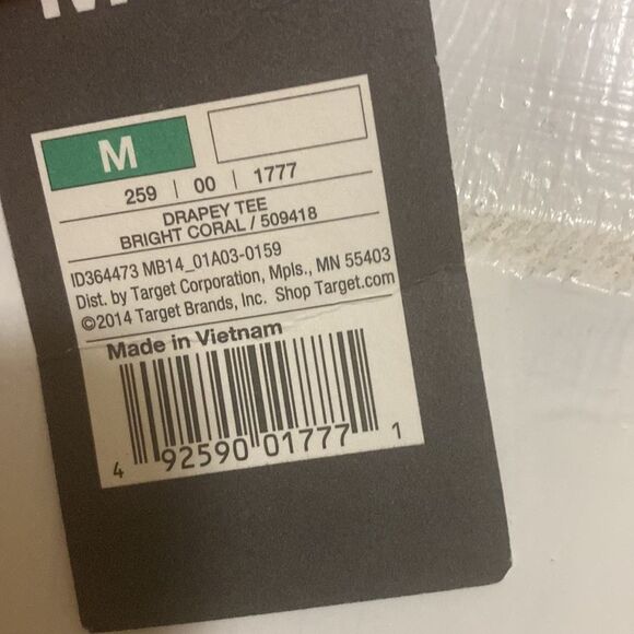 New T-shirt - Picture 5 of 5